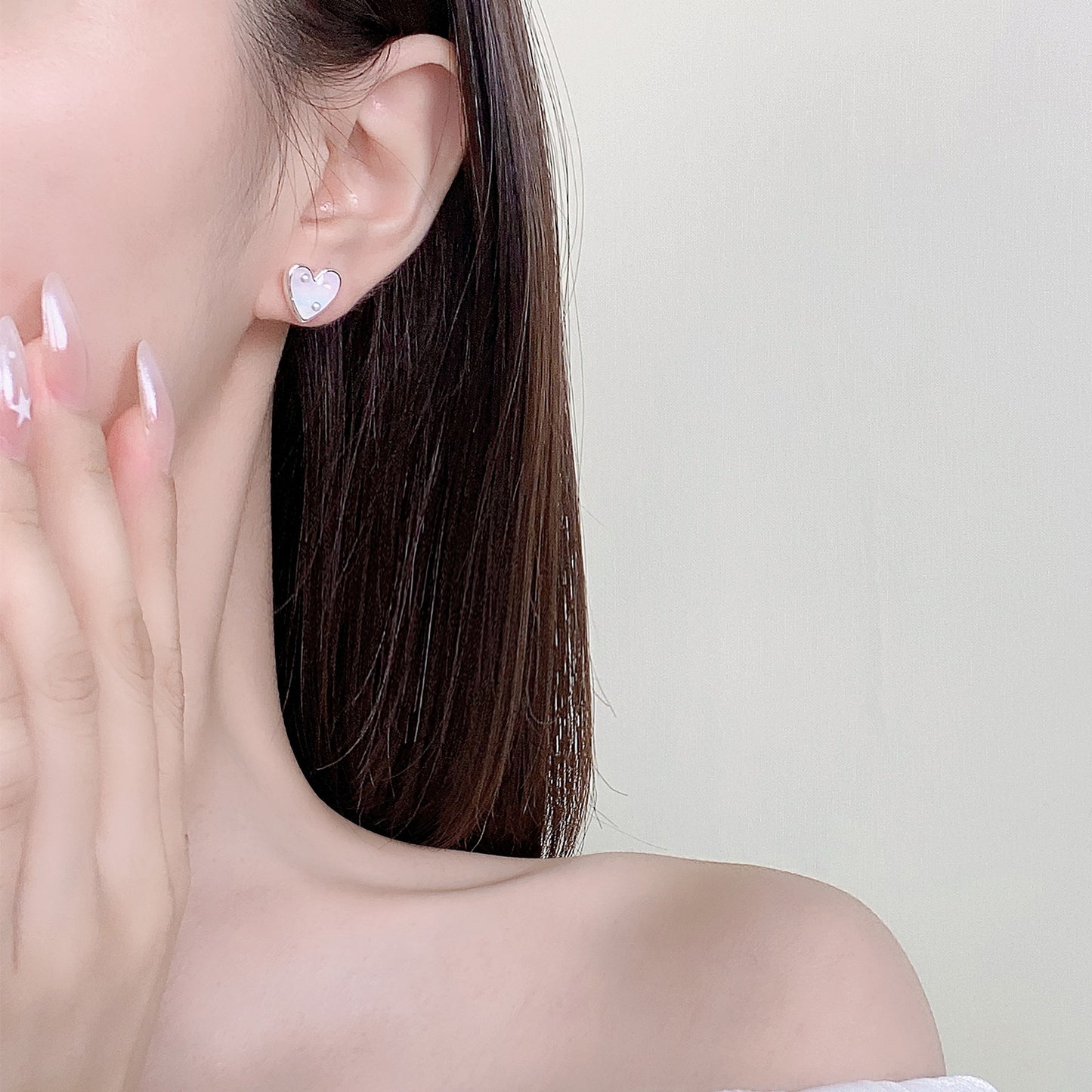 Forest Style Small Fresh Gradient Color Heart Earrings Fashionable Elegant Earrings 925 Sterling Silver Needle Earrings Accessible Luxury and High-End