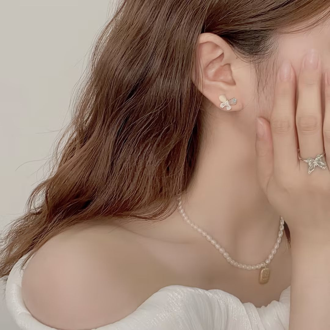 Light Sea Blue Zircon Butterfly Sterling Silver Earrings White Cat Eye Earrings S925 Silver Needle Jewelry Earrings High-End Summer Women