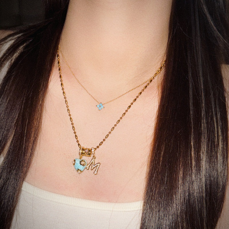 French-Style Vintage Oil-Drip Flower Heart Pendant Necklace for Women, Niche Light Luxury High-End Clavicle Chain Holiday-Style Accessory