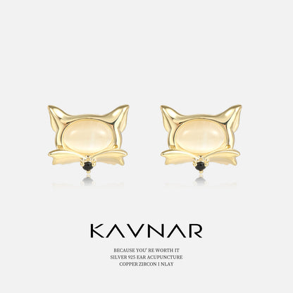 Cute Little Fox White Cat's Eye Stone Earrings 925 Silver Needle Fashion Elegant Earrings Niche High-end Women's Earrings