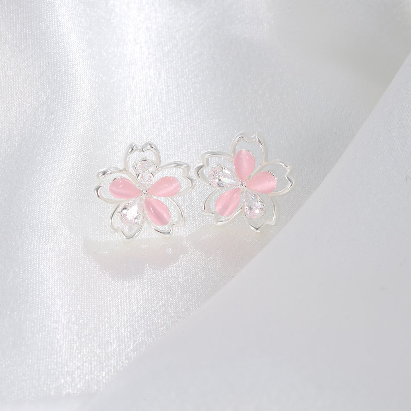Cat's Eye Peach Blossom Stud Earrings 925 Sterling Silver Fashionable and Elegant Niche High-End Earrings for Women