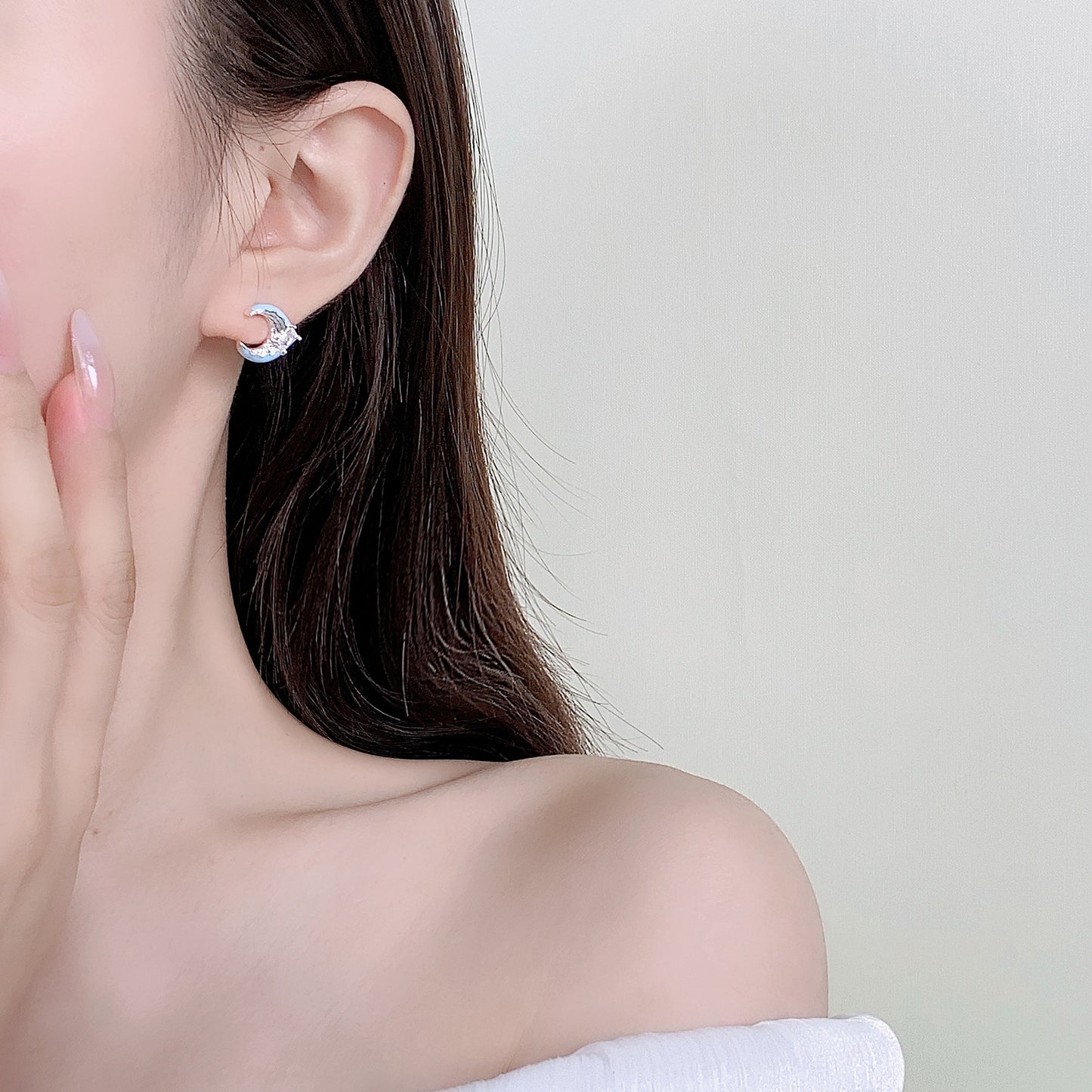 Blue Star and Moon Embracing Pleated Earrings, Fashionable Elegant Earrings, 925 Sterling Silver Needle Earrings, Accessible Luxury and High-End Sense