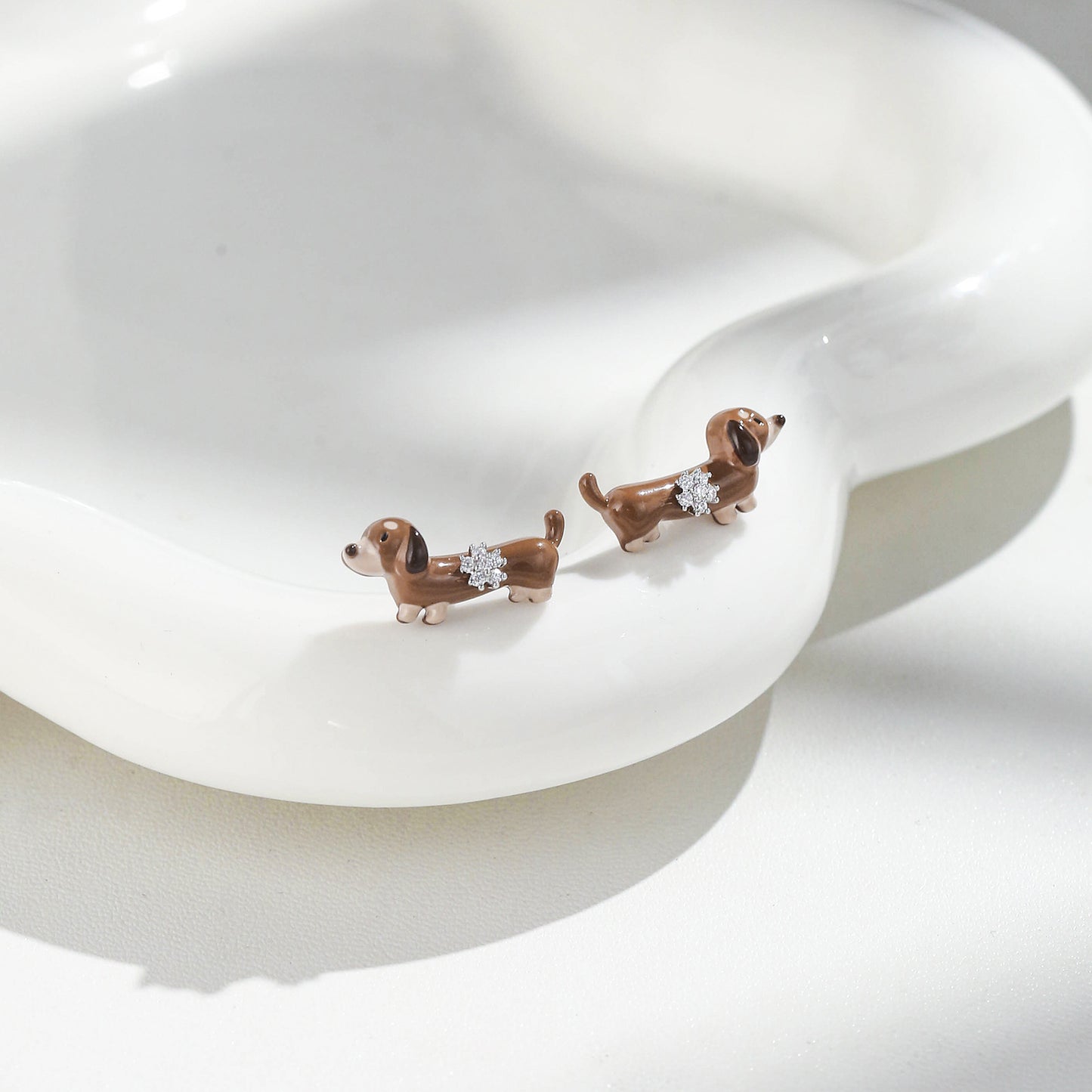 Korean Style Cute Brown Dachshund Dog Earrings Fashionable Elegant Earrings 925 Sterling Silver Needle Earrings Accessible Luxury High-End Women