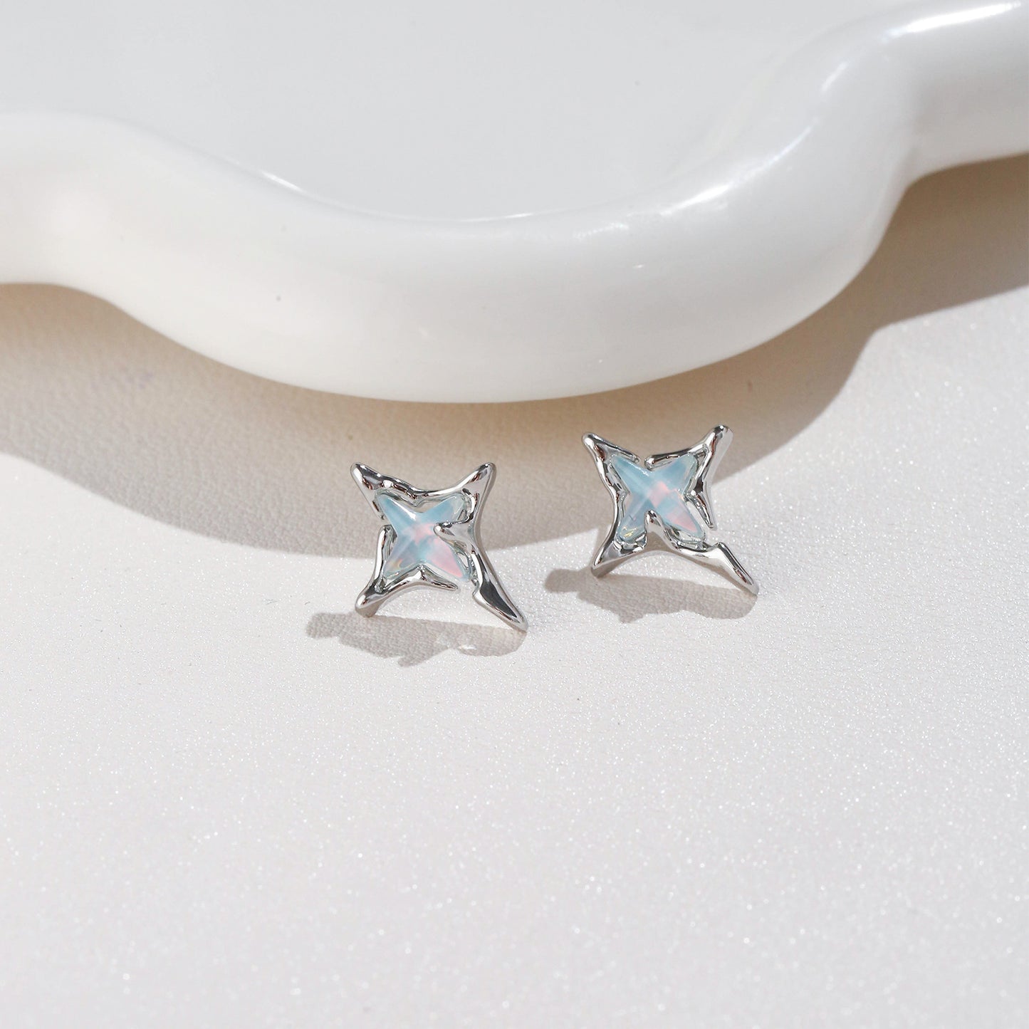 Ins Style Four-Pointed Star Blue Mocha Crystal Earrings Fashionable Elegant Earrings 925 Sterling Silver Needle Earrings Accessible Luxury and High-End Sense