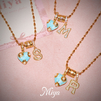 French-Style Vintage Oil-Drip Flower Heart Pendant Necklace for Women, Niche Light Luxury High-End Clavicle Chain Holiday-Style Accessory