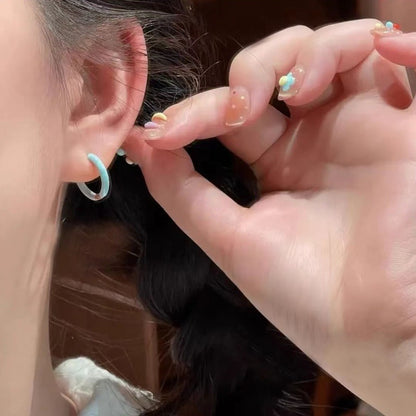 Dopamine Color-Blocking Flower Earrings for Women, Fresh Blue and Orange Enamel Small Flower Ear Clips, Cute and Energetic Girl Earrings Wholesale